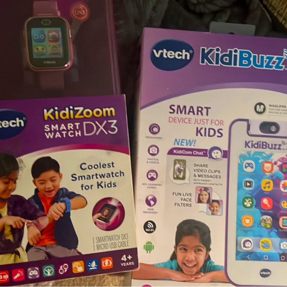 Vtech kidizoom Smart watch DX3 & kidiBuzz smart device